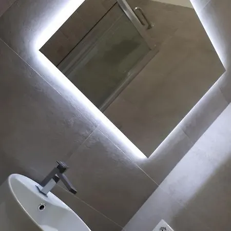 Parini Flat Appartement