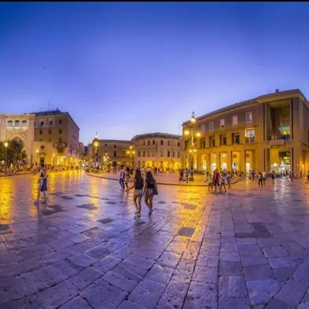 公寓 Parini Flat 莱切