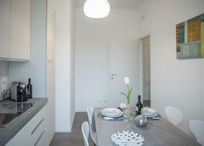 Apartament Parini Flat *