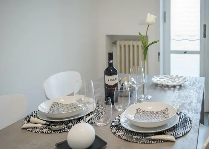 Parini Flat Apartament *